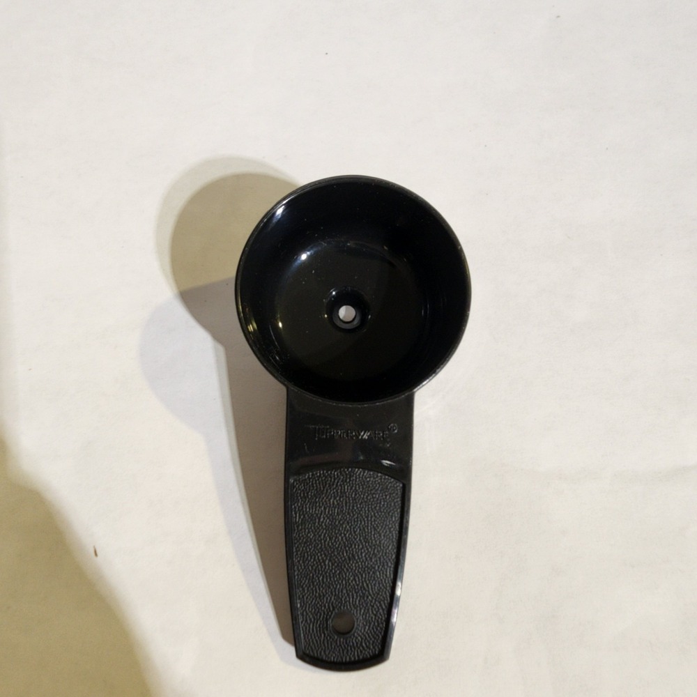 ☀️‎ Tupperware Kitchen Tool Gadget Mini Funnel Single Black